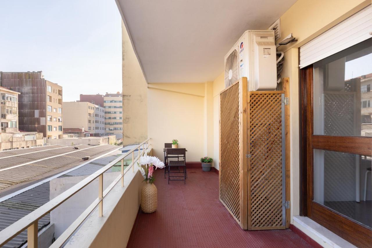 Host Wise - Trendy Bright Flats With Jacuzzi - 5 Min Beach Matosinhos  Eksteriør bilde